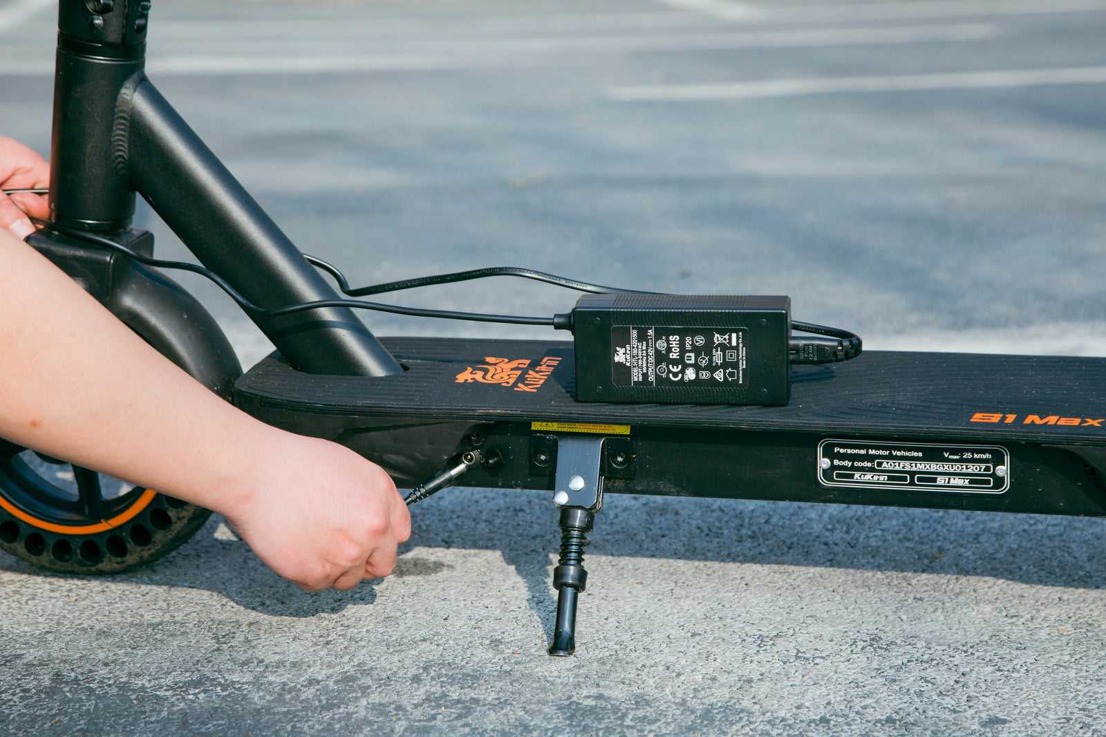 Summer Charging Safety Guide: Habits That Could Damage Your KuKirin Battery