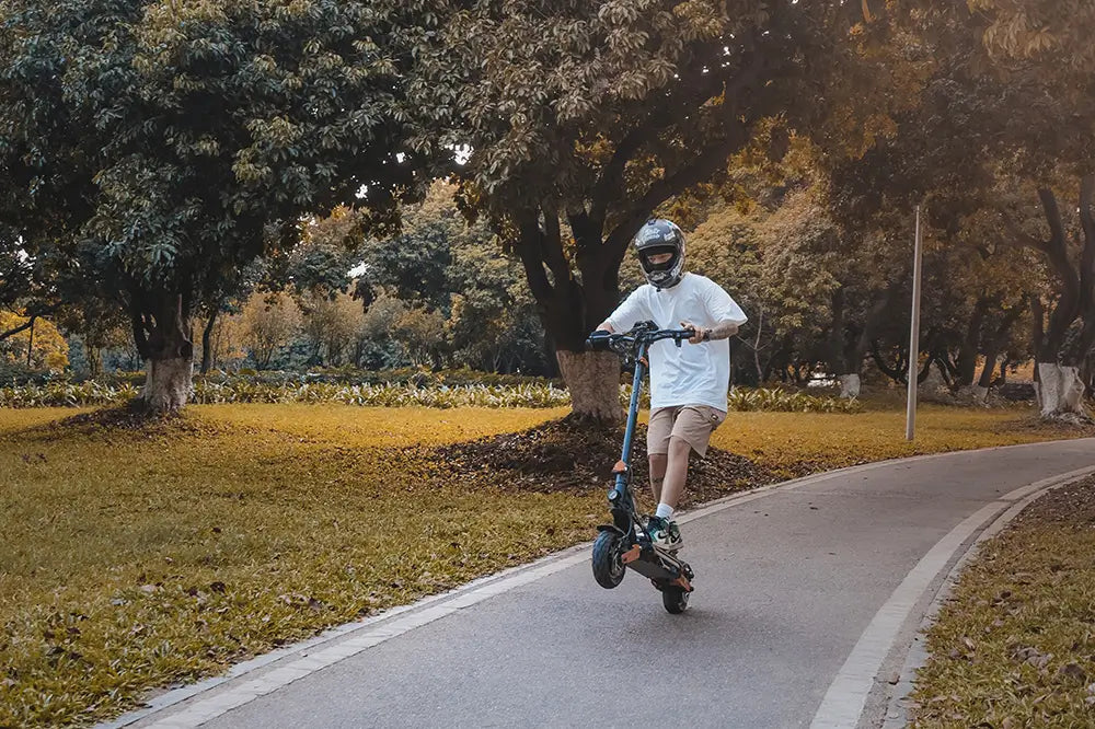 From G2 Master to G2 Max: Which KuKirin Scooters Beat the Summer Heat?